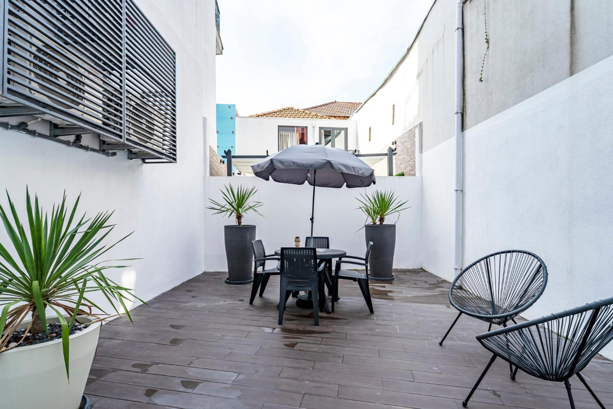 Oporto Wine Cellars Flat With Terrace Lägenhet Vila Nova de Gaia Exteriör bild